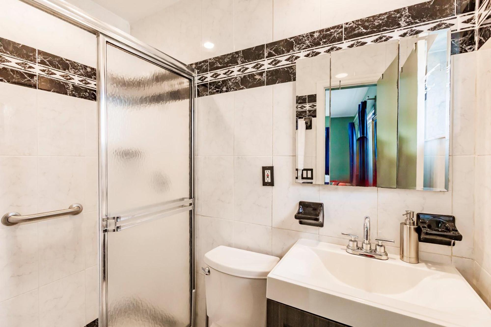 Bnb Hyperion - Updated 1B1B Hideaway - Sleeps 3 Hollywood Exterior photo