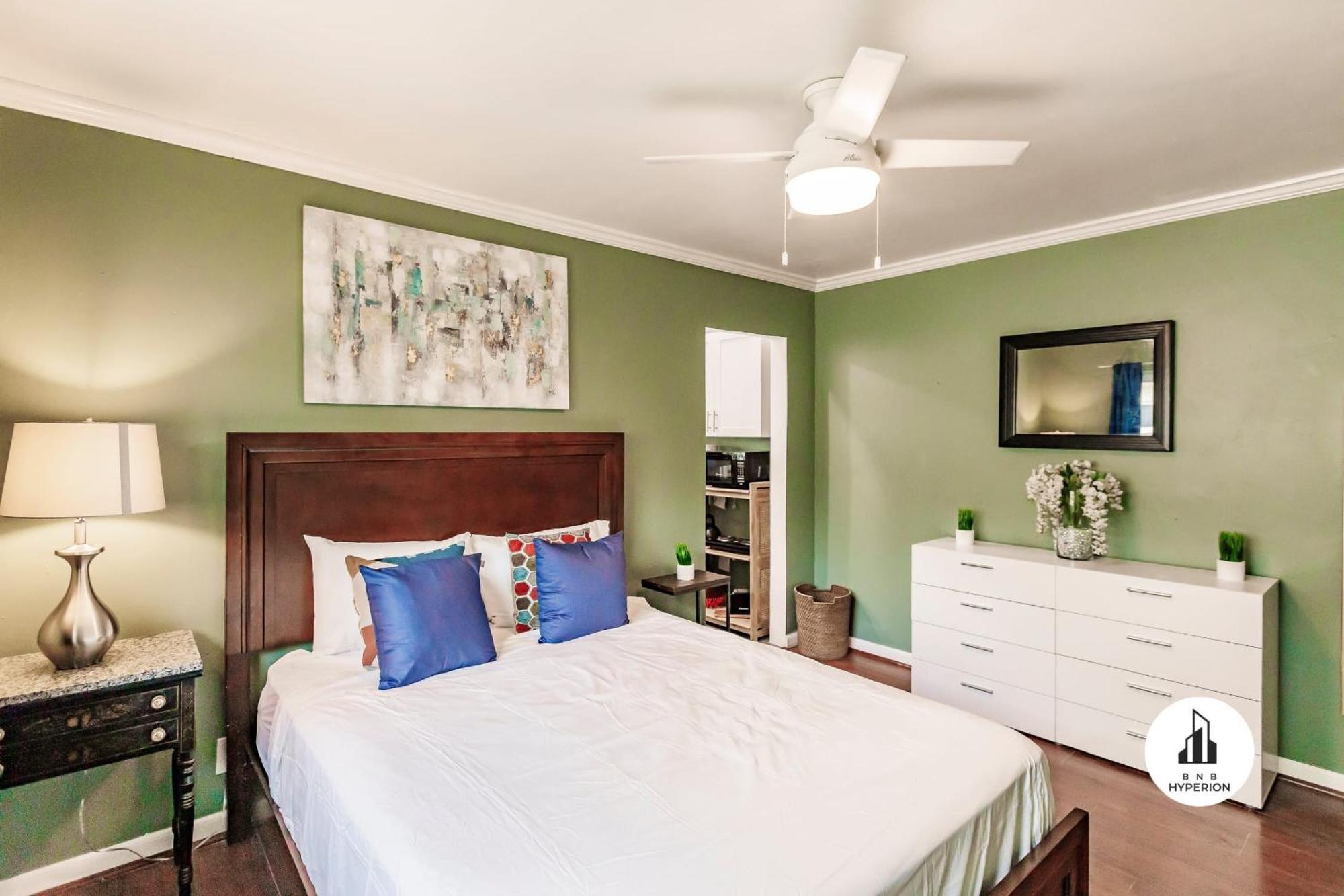 Bnb Hyperion - Updated 1B1B Hideaway - Sleeps 3 Hollywood Exterior photo